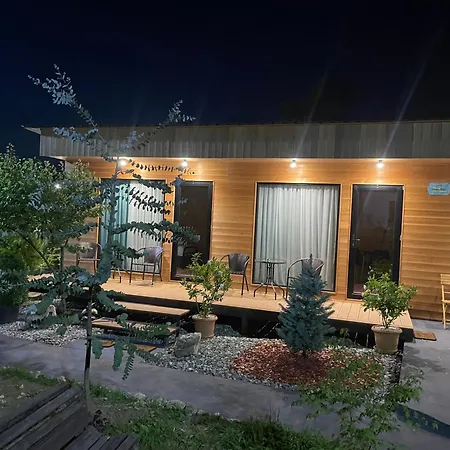 Garden Rooms In Koutaïssi Extérieur photo